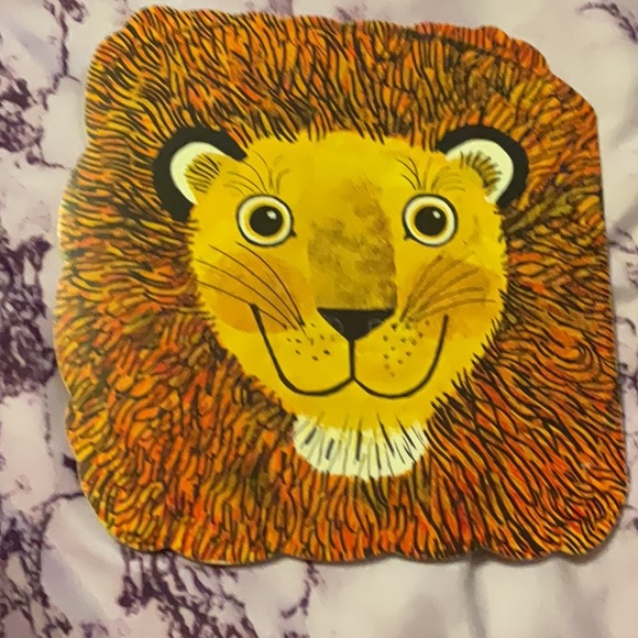 Golden Shape Book The Smiley Lion Counting Book - Picture 2 of 3